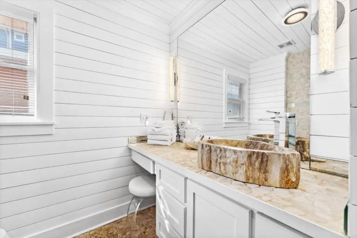 Seaside Serendipity - Wonderful Private Beachfront Home - Beautiful! Panama City Beach ABD